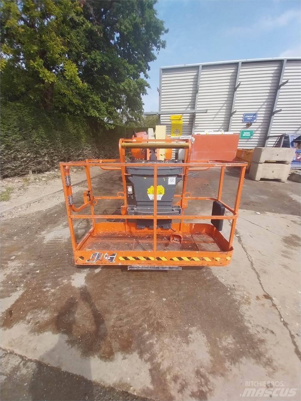 JLG 520AJ Podnośniki przegubowe