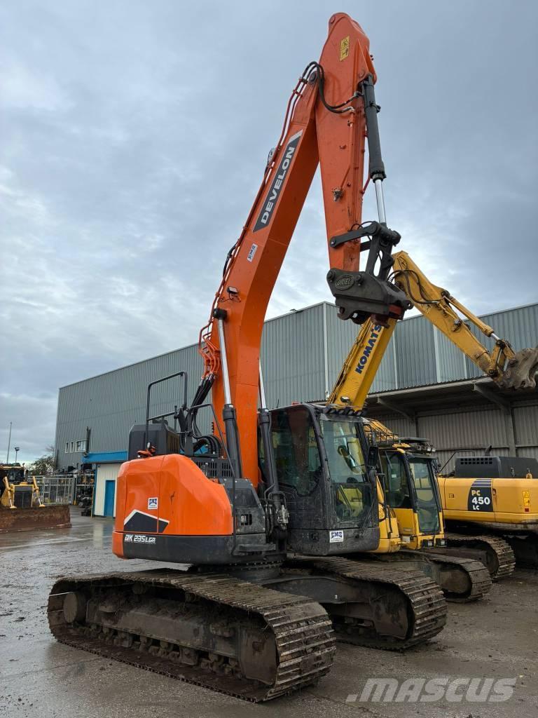 Develon DX235LCR-7 Koparki gąsienicowe