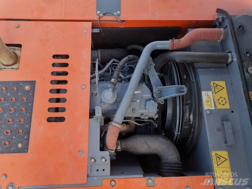 Hitachi ZX 240 Koparki gąsienicowe