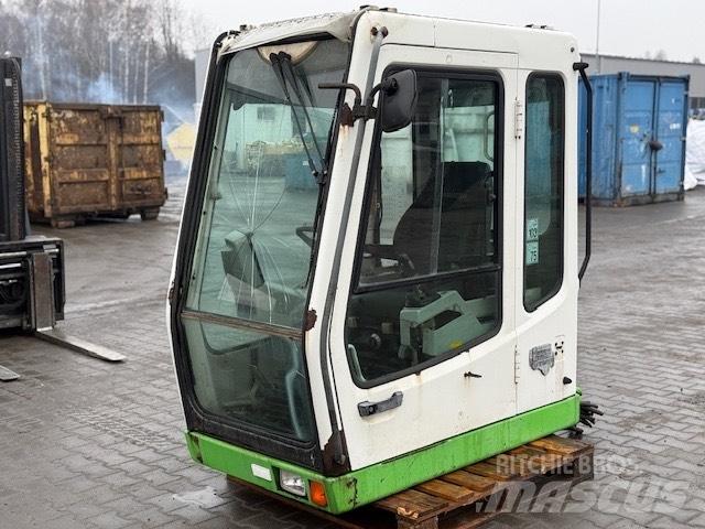 Liebherr A 924 B CAB Kabiny i wnętrze
