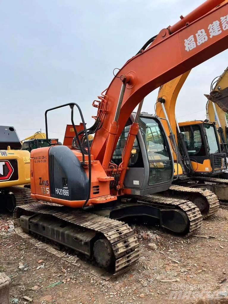 Hitachi ZX 135 US Koparki gąsienicowe