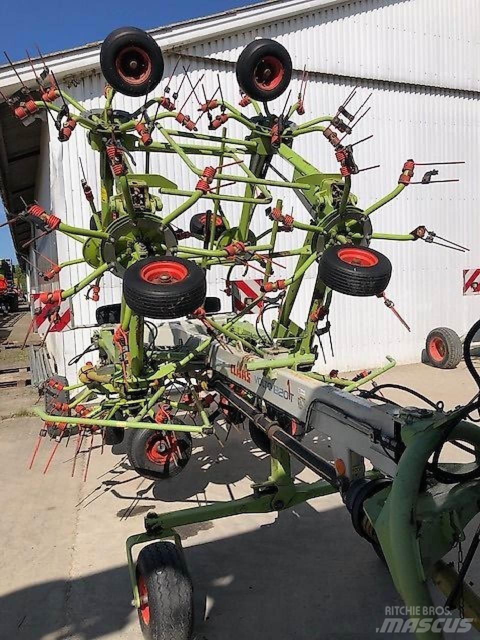 CLAAS Volto 1320 T Zgrabiarki i przetrząsacze