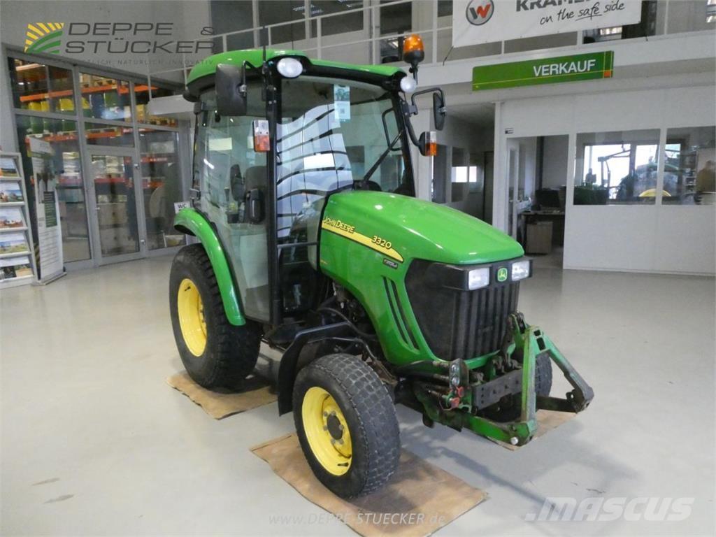 John Deere 3320 Mikrociągniki