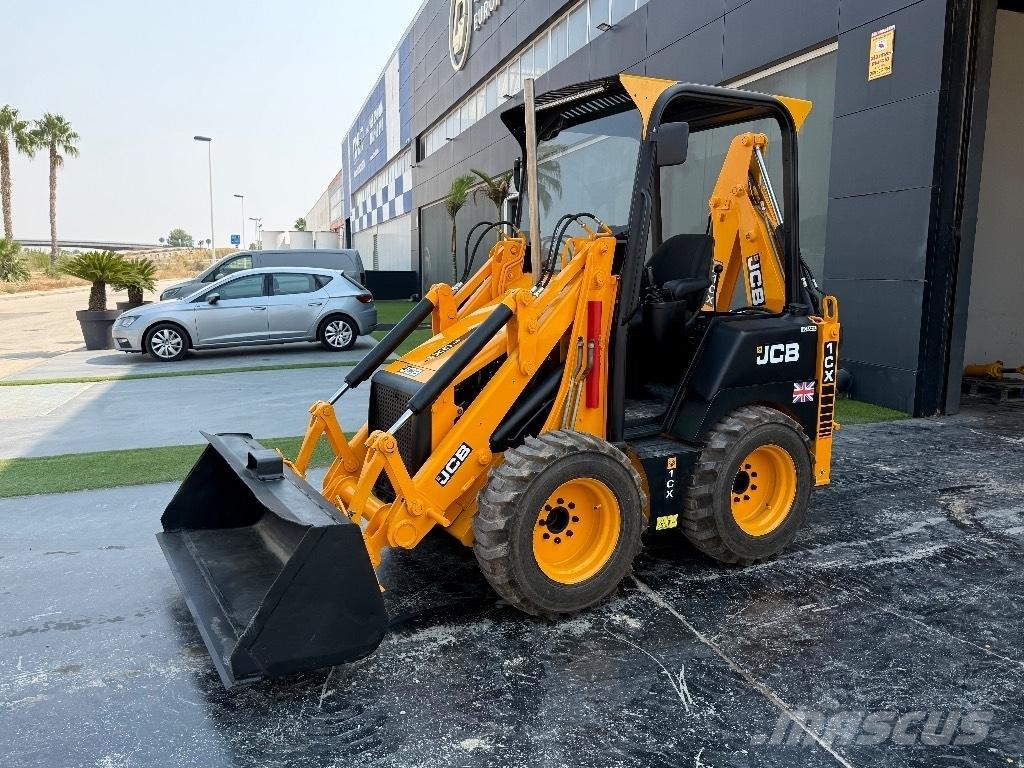 JCB 1 CX Koparko-ładowarki