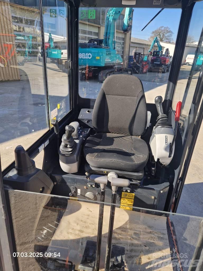 Hitachi ZX 19-6 Minikoparki