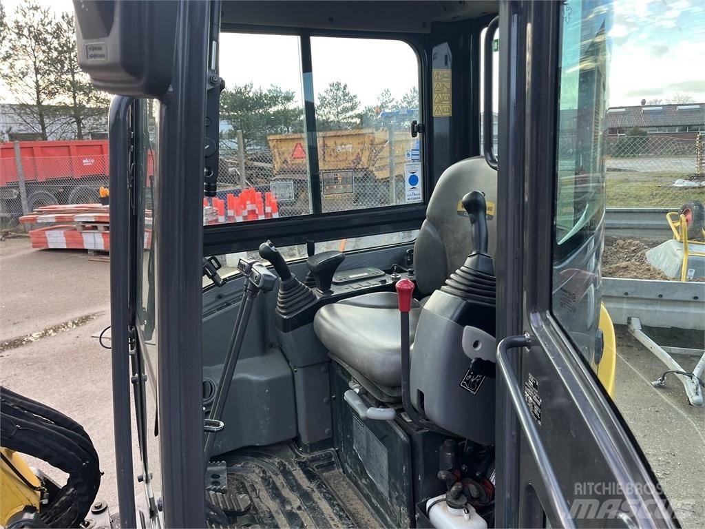 New Holland E 26 C Minikoparki