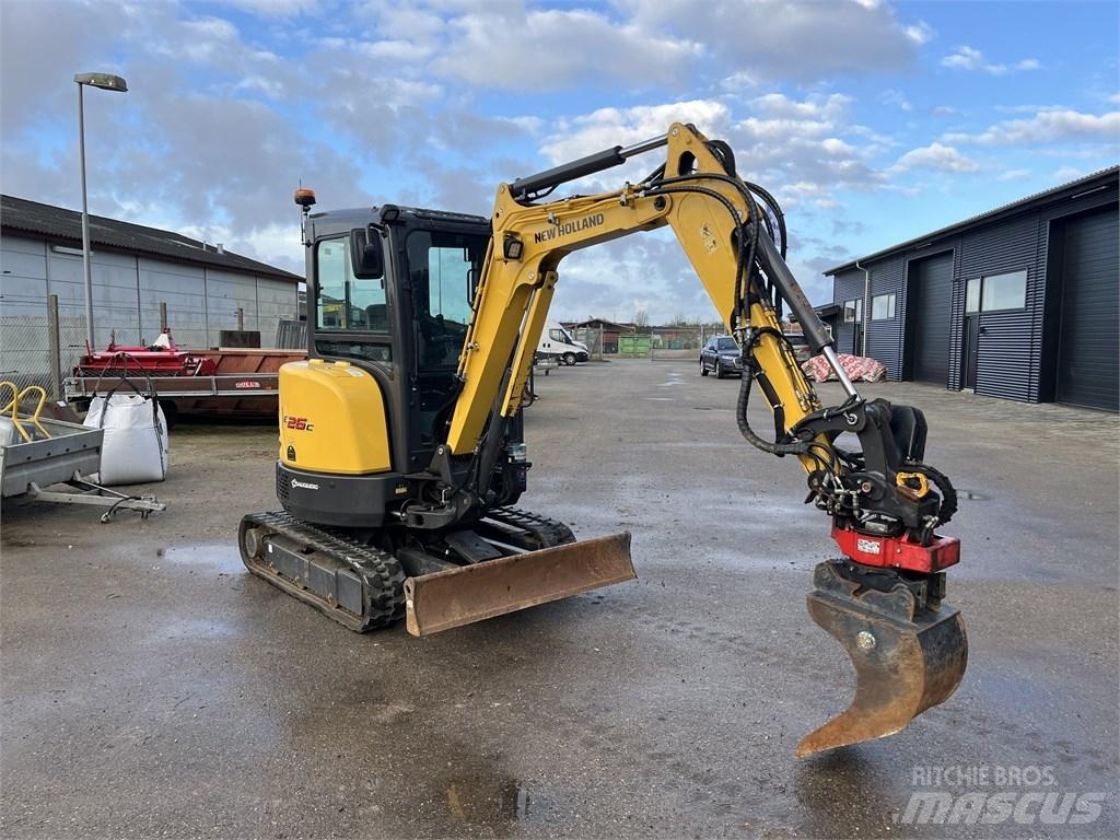 New Holland E 26 C Minikoparki