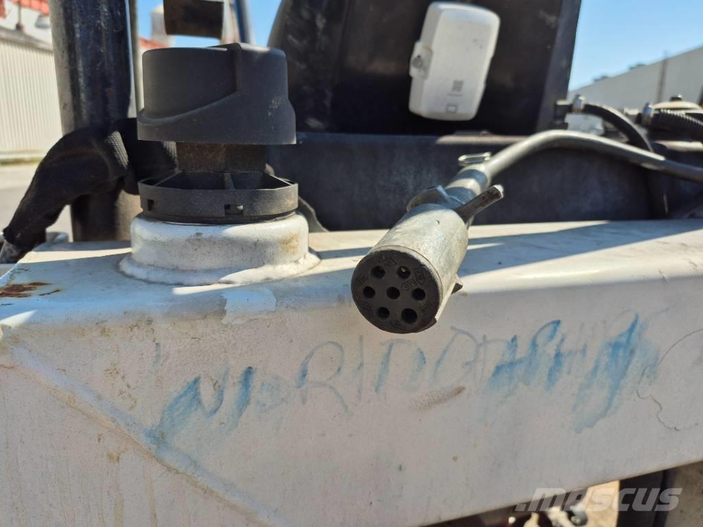  R.H.&M. GF6LM Koparko-ładowarki