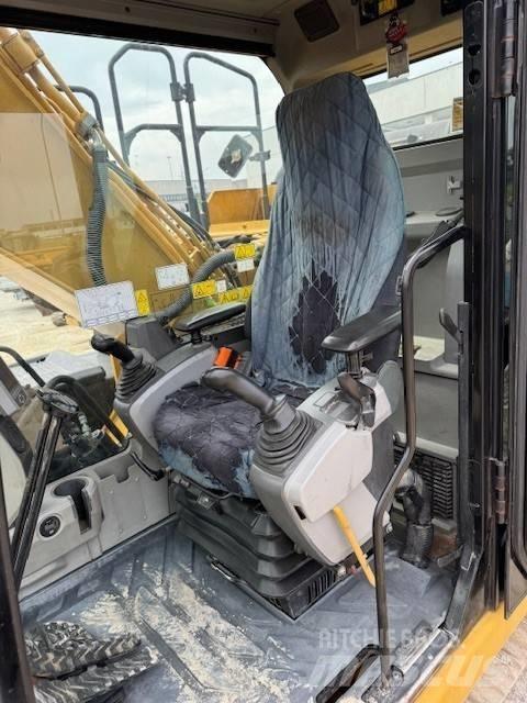 CAT 323 E Koparki gąsienicowe