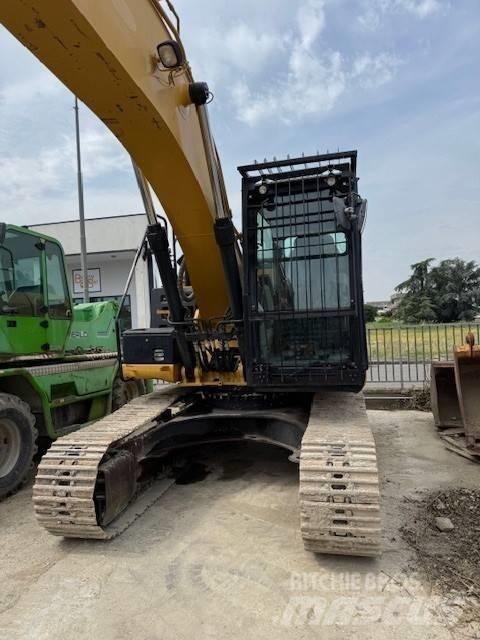 CAT 323 E Koparki gąsienicowe