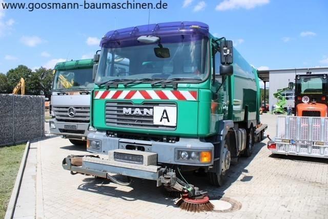 MAN M32 Zamiatarki