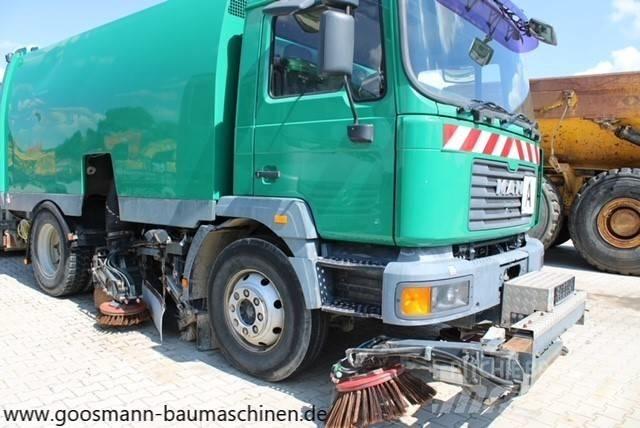 MAN M32 Zamiatarki