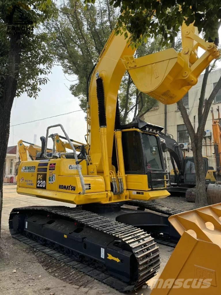 Komatsu PC 220 LC Koparki gąsienicowe