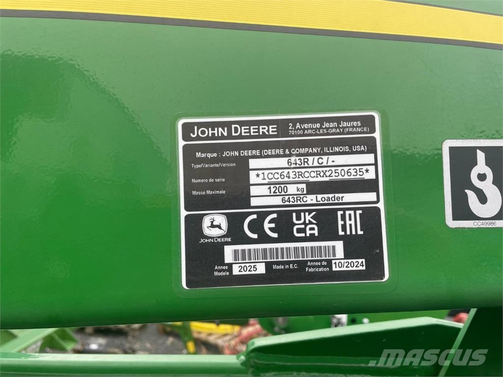 John Deere 643R Ładowacze i koparki czołowe