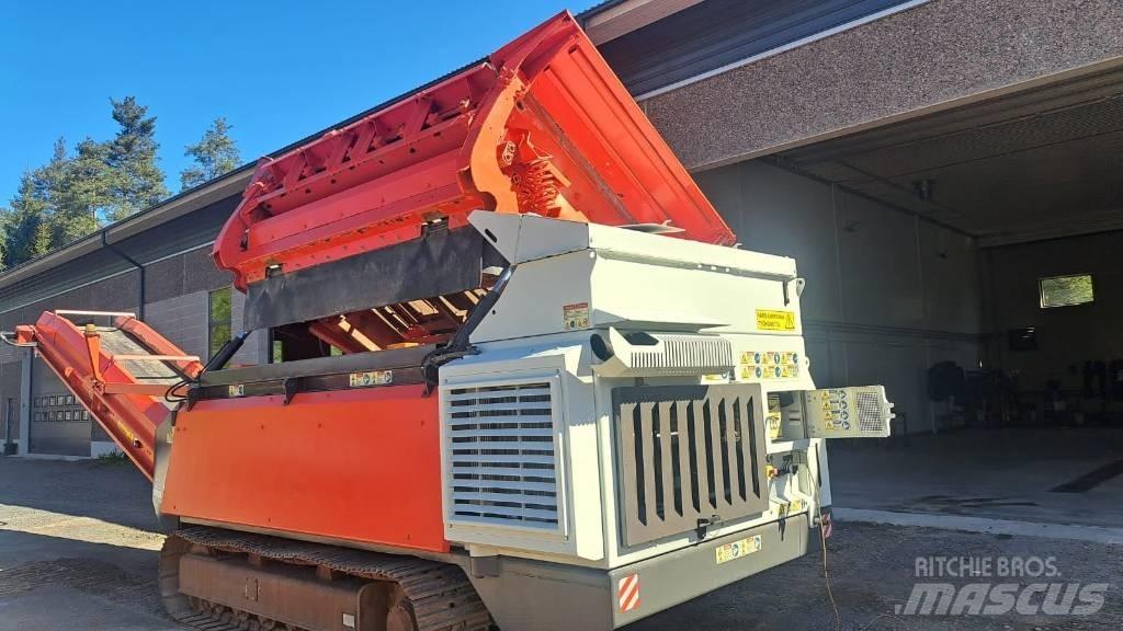 Sandvik QE 141 Przesiewacze mobilne