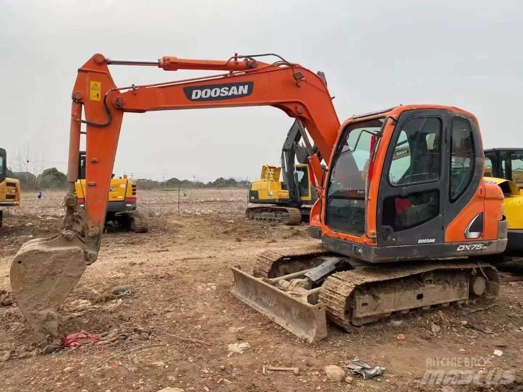 Doosan DX 75-9 C Koparki gąsienicowe