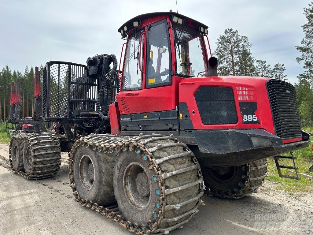 Komatsu 895 Forwardery