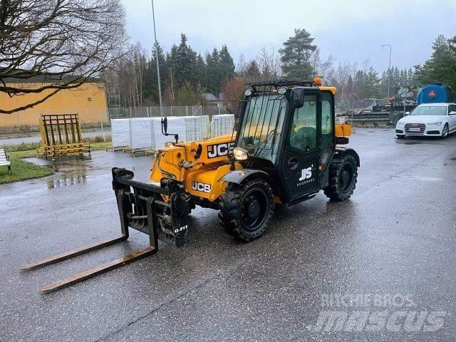 JCB 525-60T5 Ładowarki teleskopowe