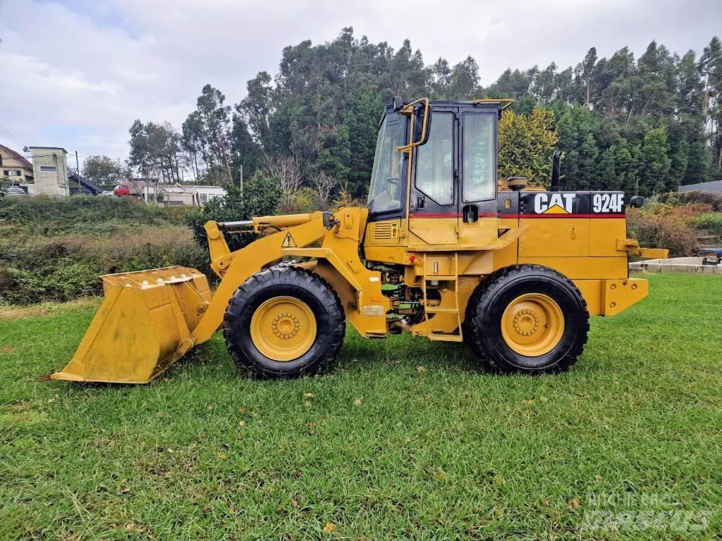 CAT 924F Ładowarki kołowe