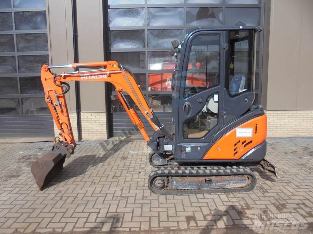 Hitachi Zaxis 18-3 Minikoparki