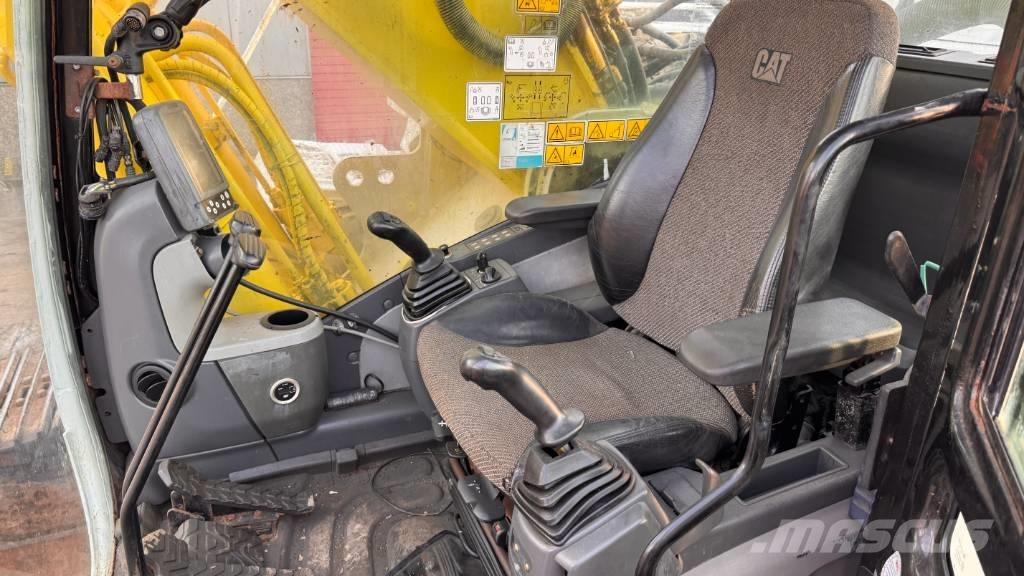 CAT 330 D L LR Koparki gąsienicowe