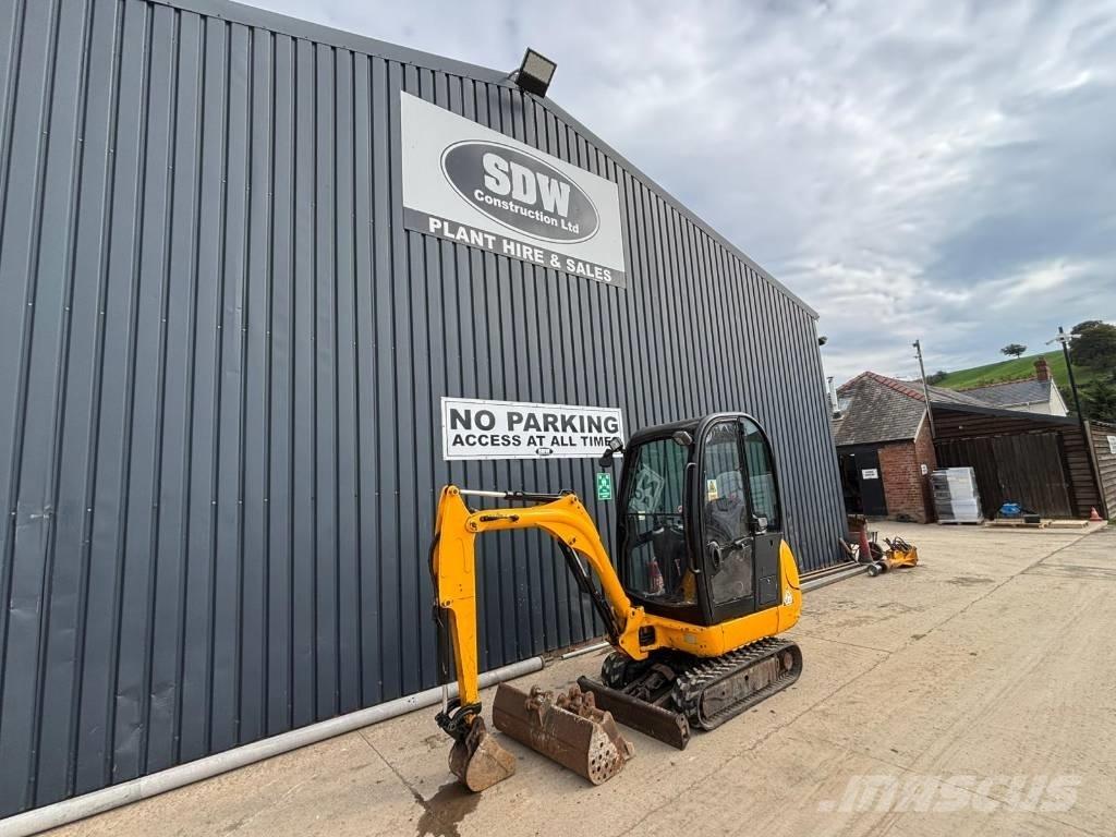 JCB 8016 Minikoparki