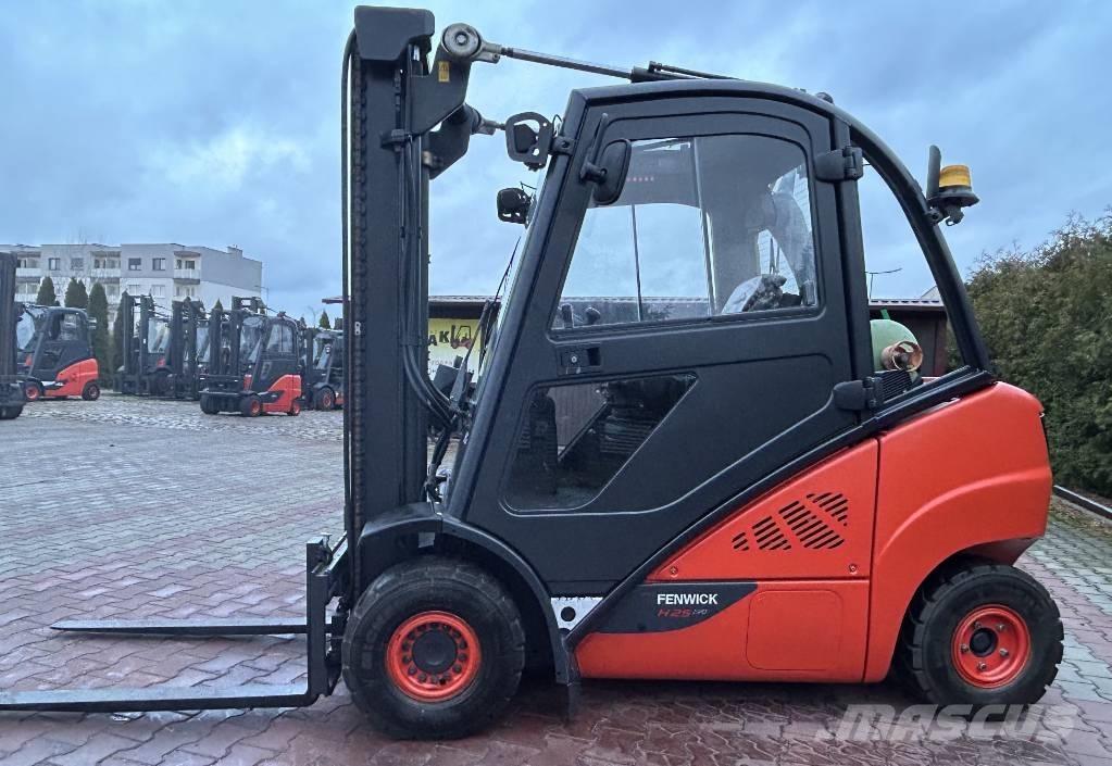 Linde H25T-02 Wózki LPG