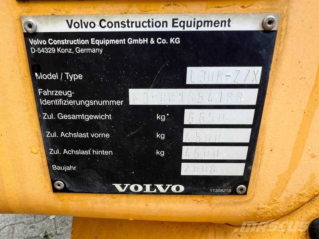 Volvo L 30 B Ładowarki kołowe