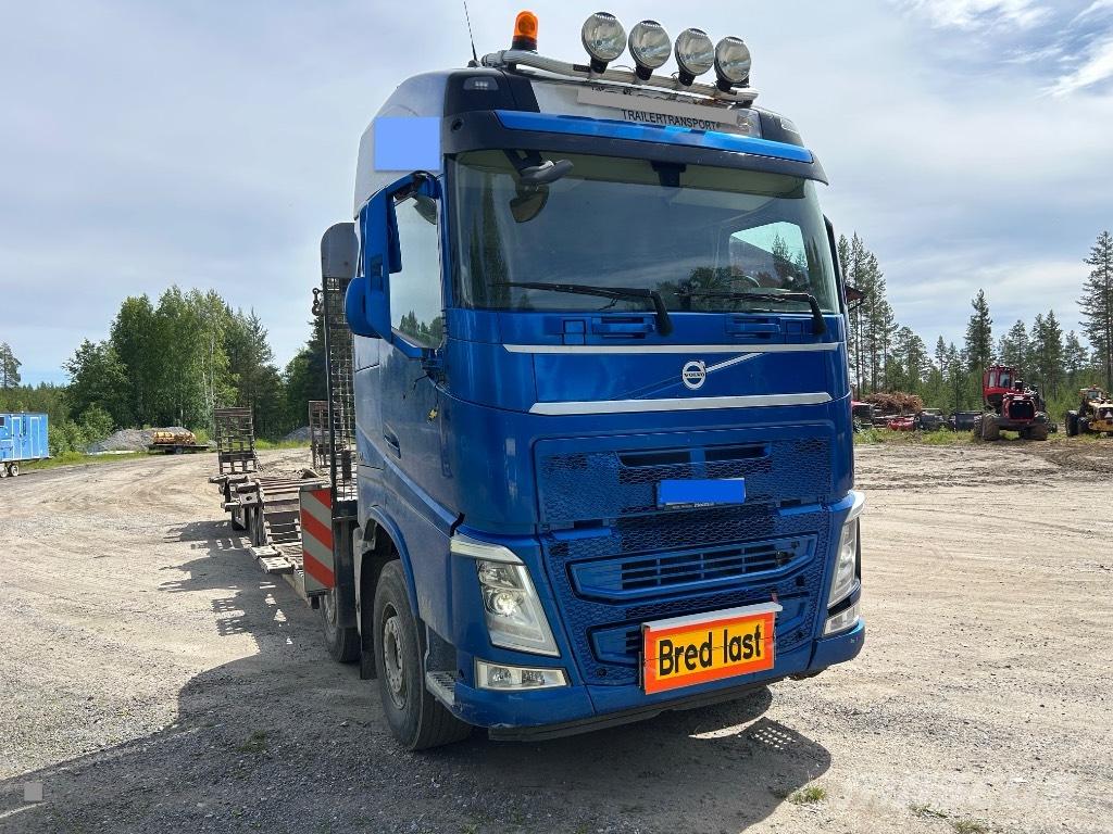Volvo FH 500 Samochody do przewozu maszyn leśnych