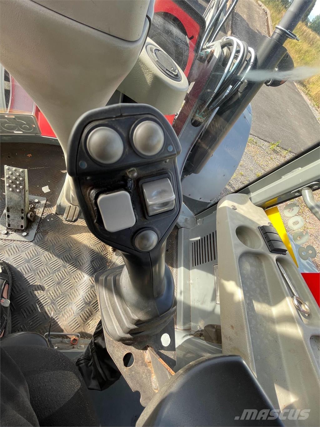 Lännen 8600 E Koparko-ładowarki