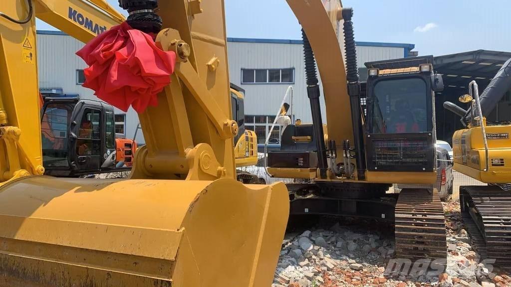 CAT 326D Koparki gąsienicowe