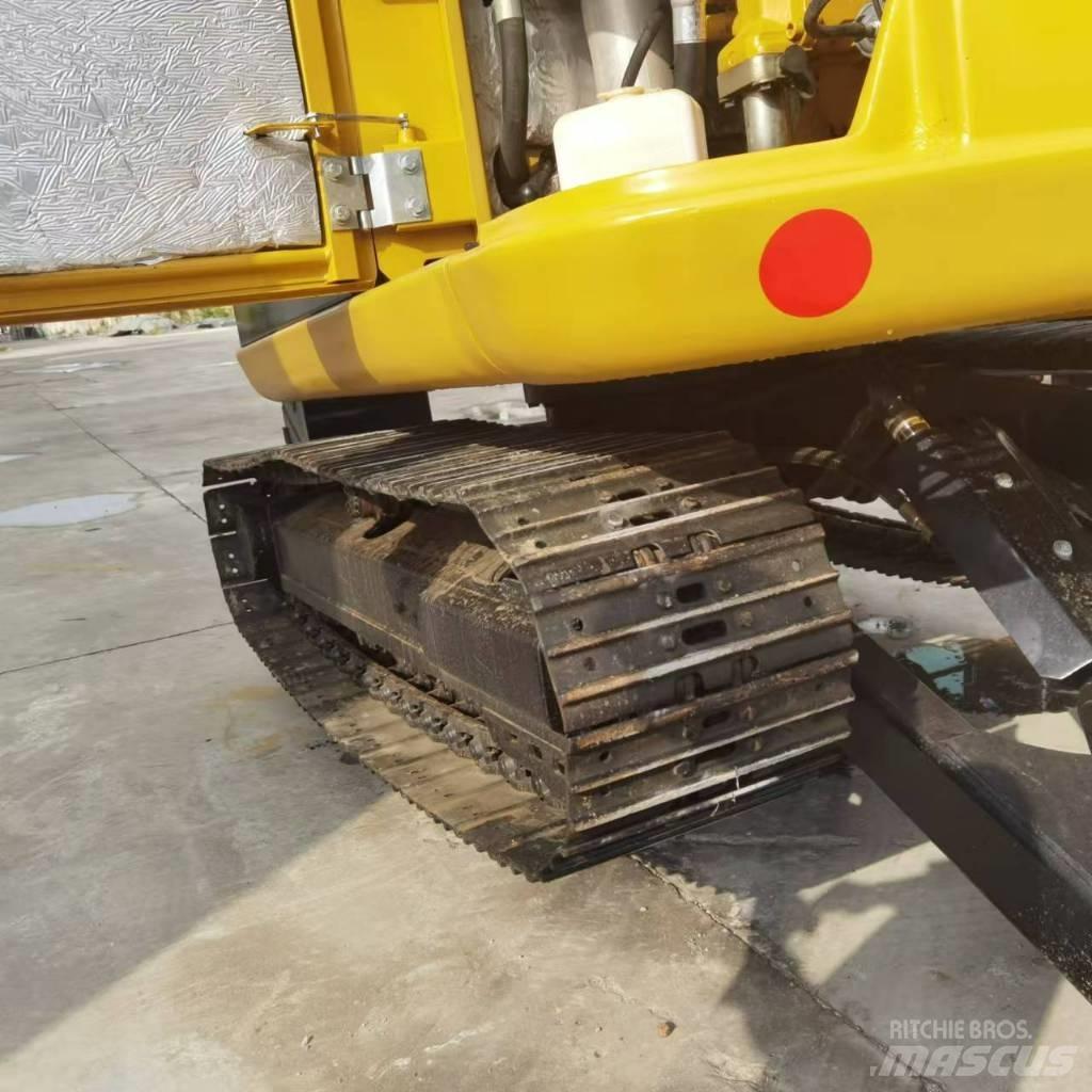 CAT 306E2 Minikoparki