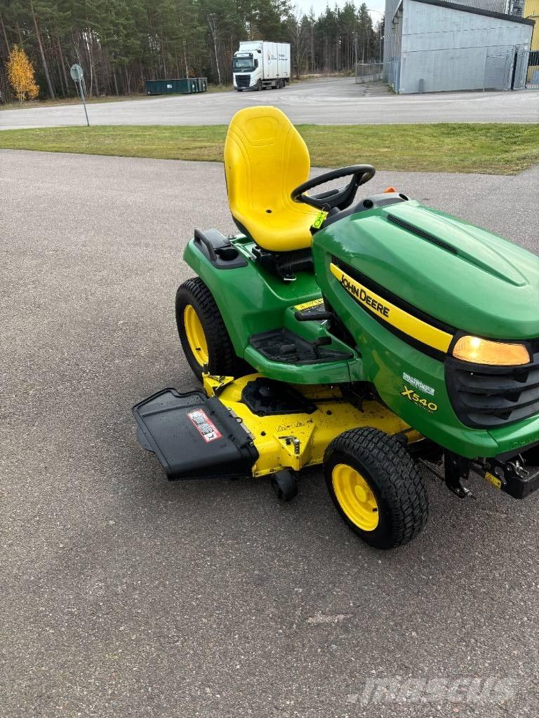 John Deere X 540 Kosiarki ogrodowe