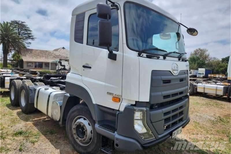 UD TRUCKS QUESTER Inne