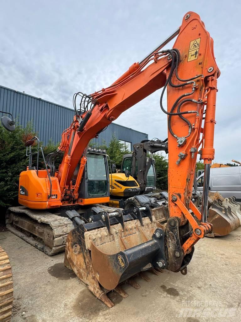 Doosan DX140 LC Koparki gąsienicowe
