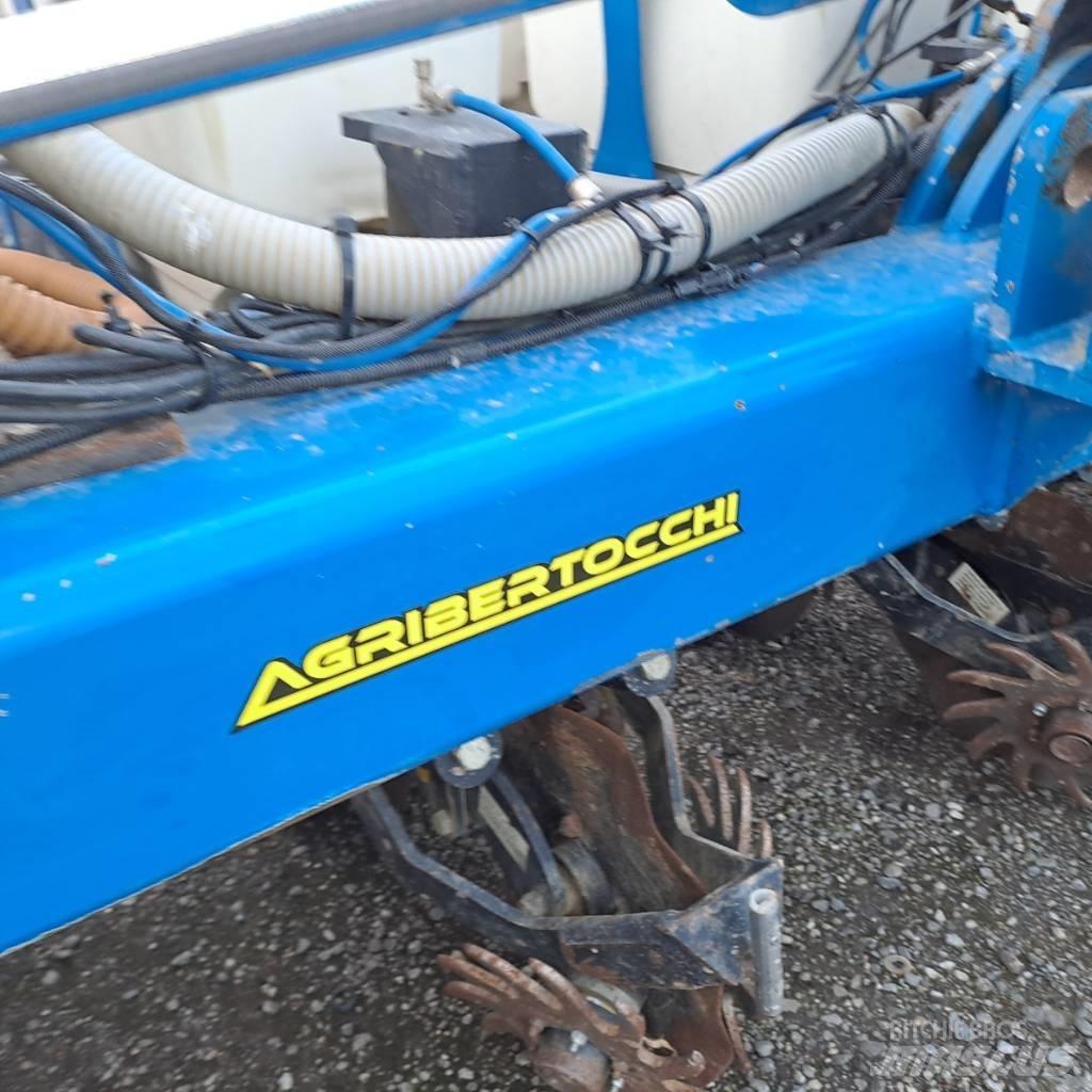 Kinze 3110 Siewniki punktowe