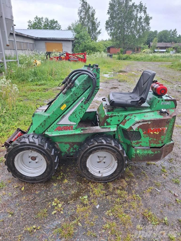 Avant 320+ Maszyny rolnicze - Inne
