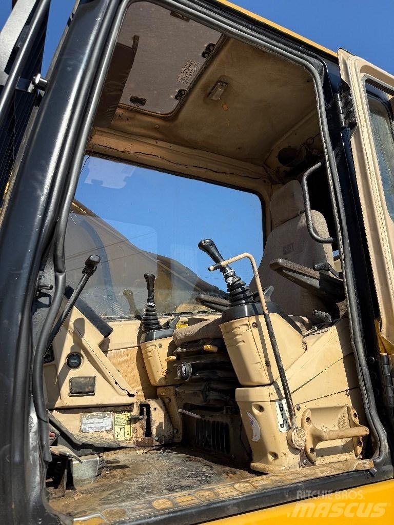 CAT 325 LN Koparki gąsienicowe