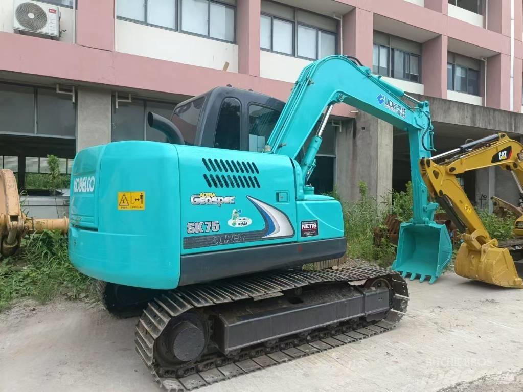 Kobelco SK 75 Midikoparki  7t - 12t