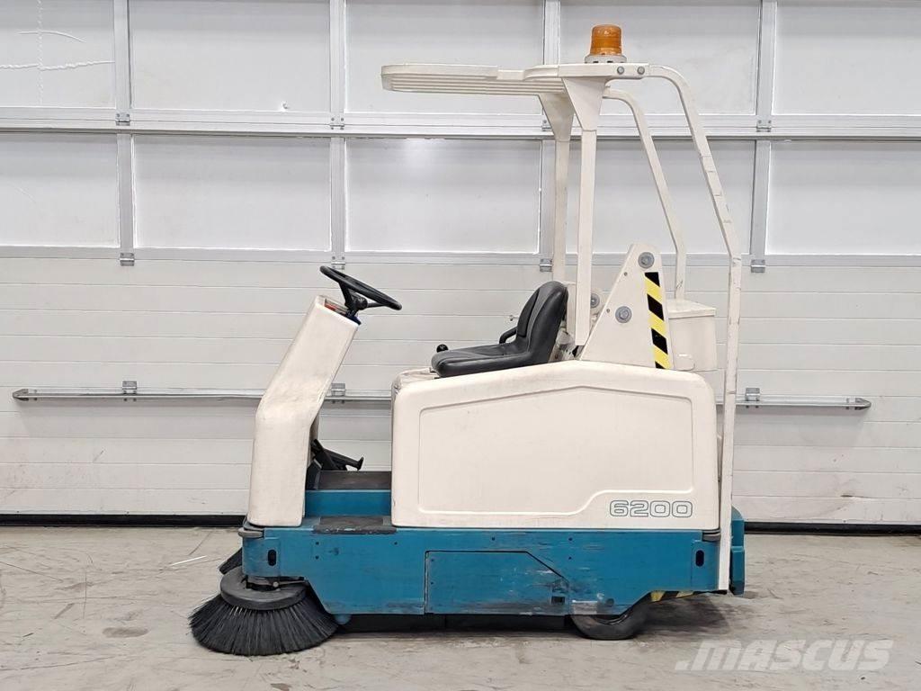 Tennant 6200 Zamiatarki - Zgarniarki - Odśnieżarki