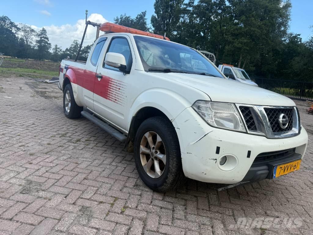 Nissan Navara Pick-upy / Pojazdy z otwieranymi burtami