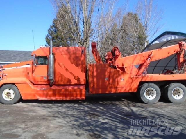Freightliner FLD 120 Samochody ratownicze pomocy drogowej