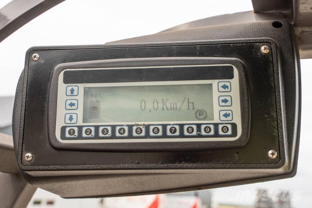Manitou ME 435 Wózki elektryczne