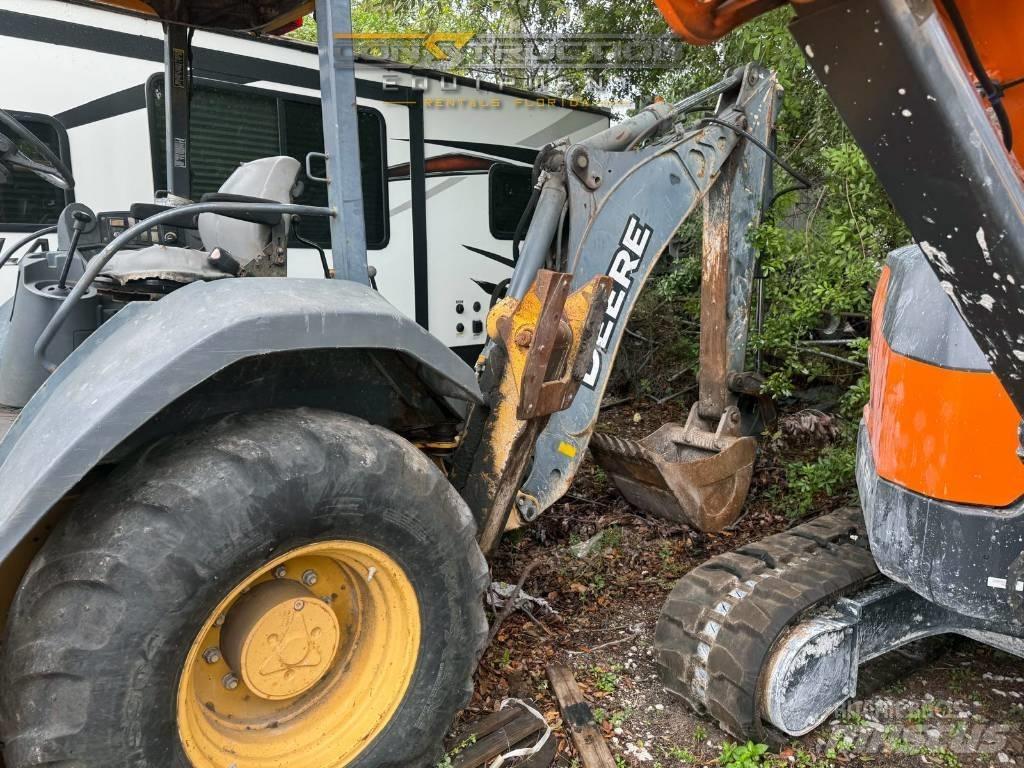 DEERE 310J Koparko-ładowarki