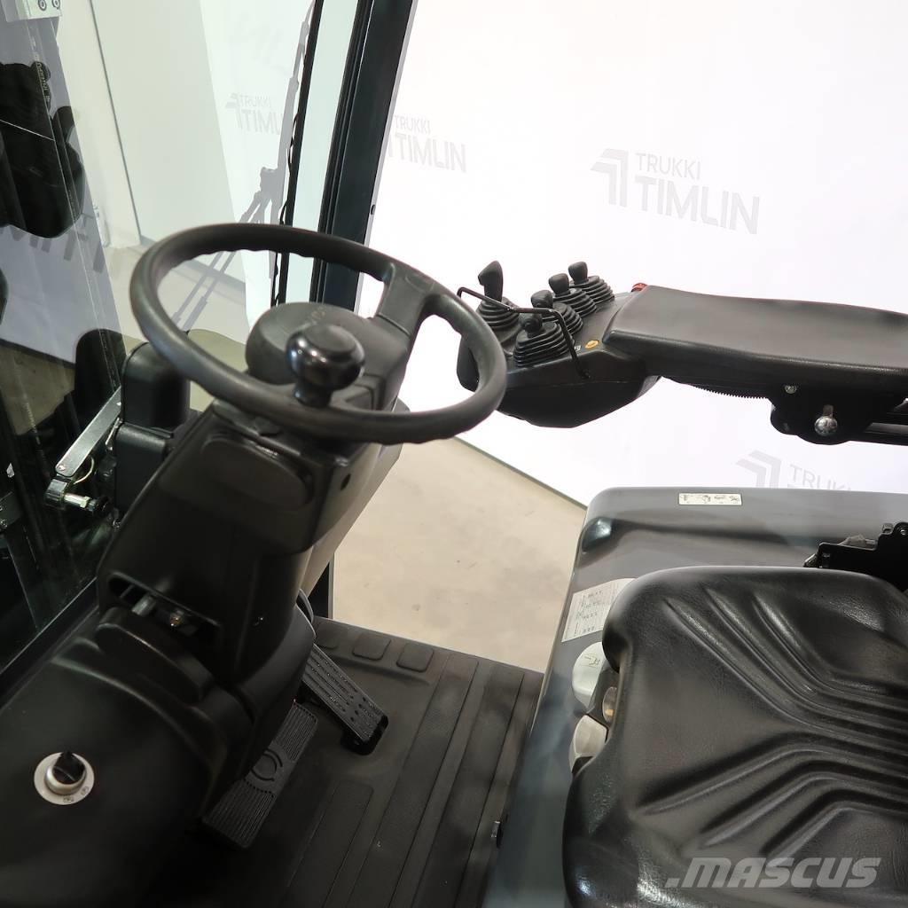 Toyota 8FBMT25 Wózki elektryczne