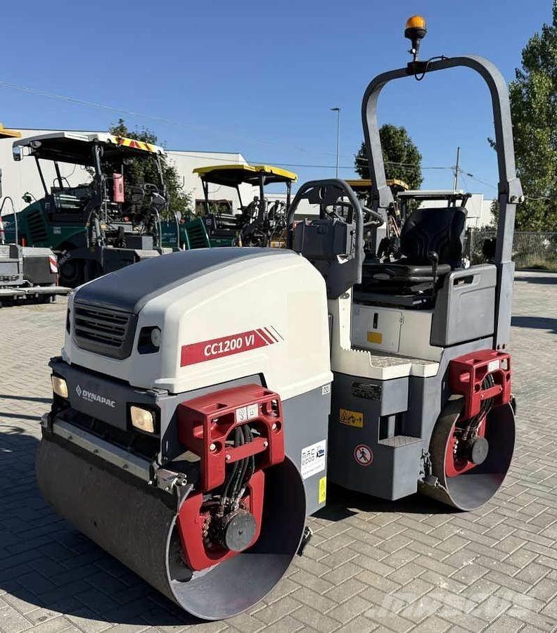 Dynapac CC 1200 VI Walce dwubębnowe