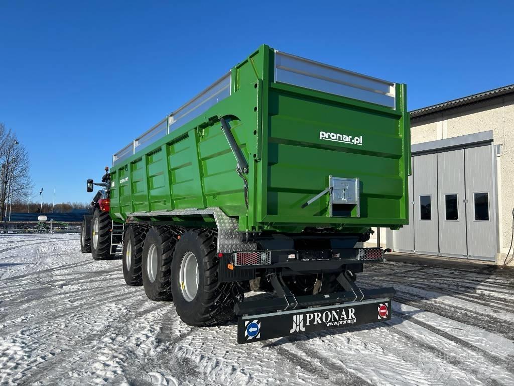 Pronar T8724 Wywrotki rolnicze