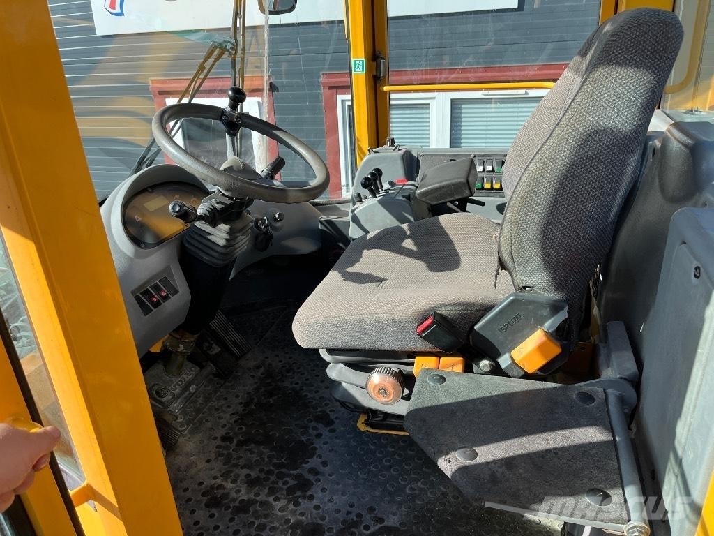 Volvo L70 E-04 Ładowarki kołowe