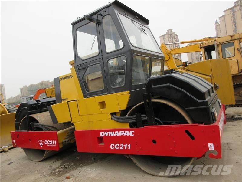 Dynapac CC 211 Walce dwubębnowe