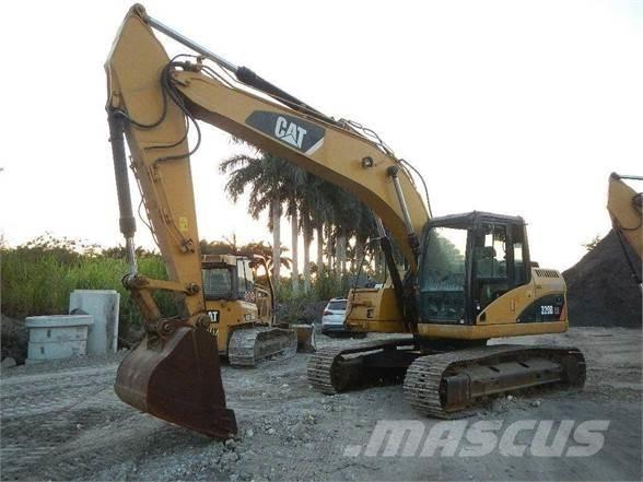 CAT 320D Koparki gąsienicowe
